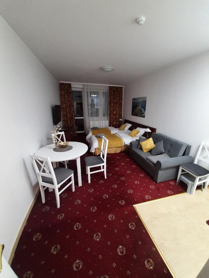 M-Apartamenty W Hotelu Polonia Kolobrzeg Dış mekan fotoğraf